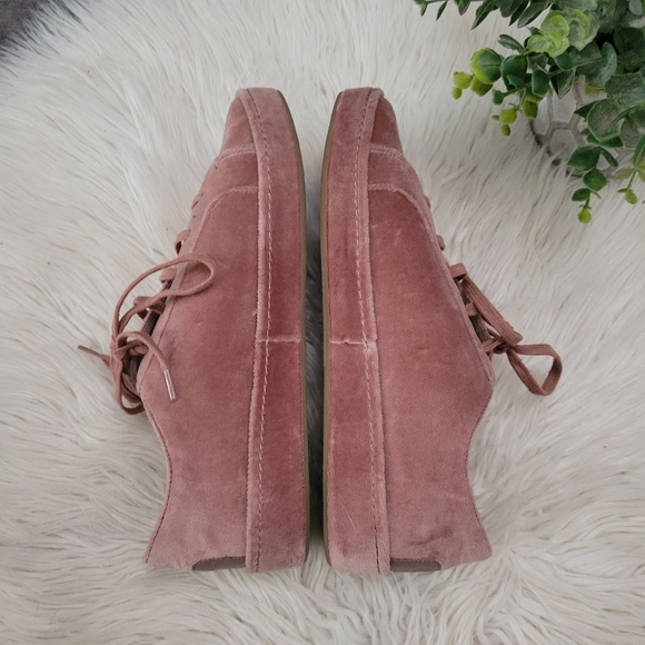 Joie ‘Daryl’ millennial pink velvet sneaker size 6 - Picture 7 of 13